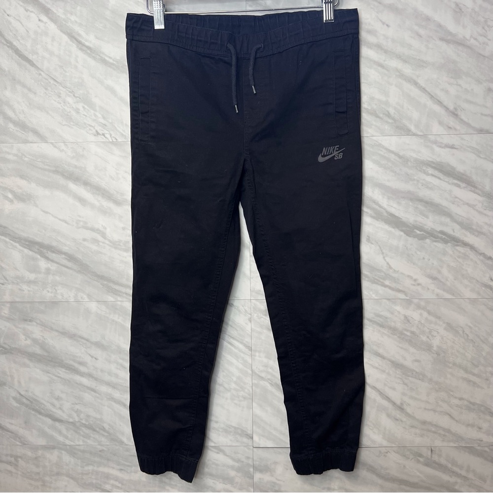 Nike SB Jogger Pants Medium